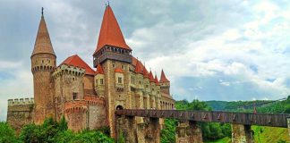 Castelul Corvinilor – Un castel invaluit in mister castelul corvinilor