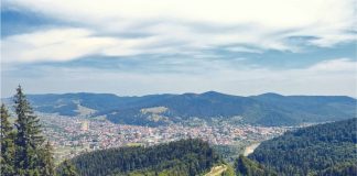 Gura Humorului – Descopera monumentele UNESCO si ia parte la traditiile locale gura humorului descopera monumentele unesco si ia parte la traditiile locale