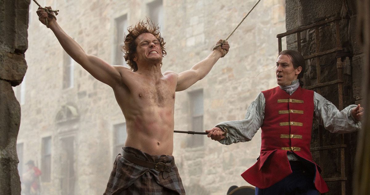 Starz's Outlander: capitanul Black Jack Randall distribuie haina rosie Justitie intr-o noua fotografie