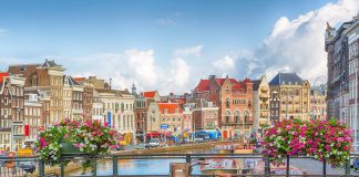 Amsterdam – Exploreaza splendoarea orasului si canalele sale uimitoare amsterdam