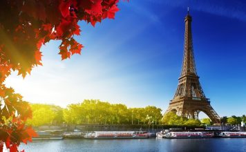 Turnul Eiffel – Emblematicul reper al Parisului emblematicul reper al parisului
