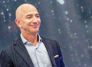 Jeff Bezos si influenta sa in lumea afacerilor si a tehnologiei jeff bezos
