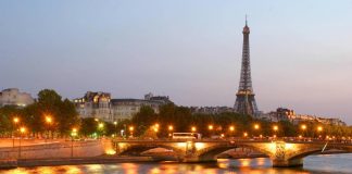Paris – Orasul Luminii paris