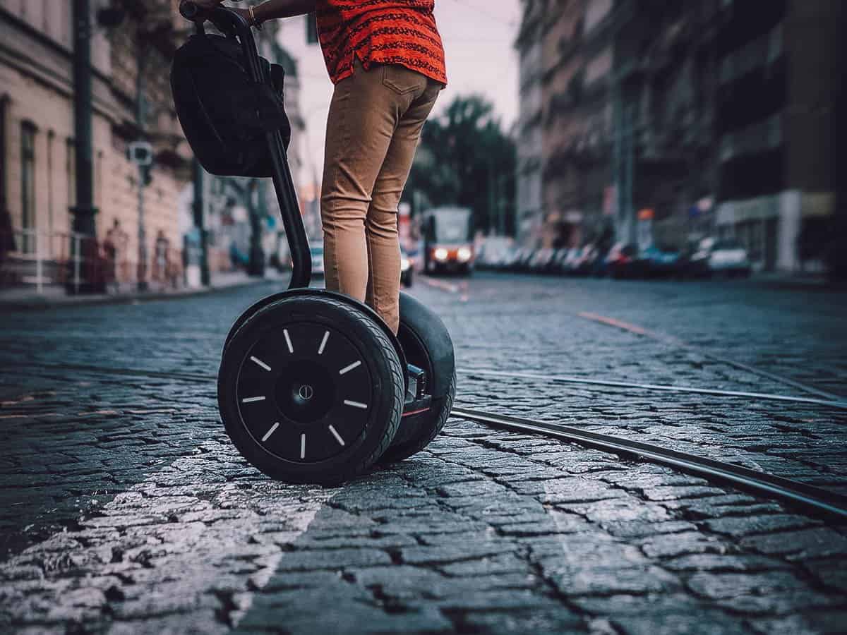 Turist pe un Segway in Budapesta, Ungaria