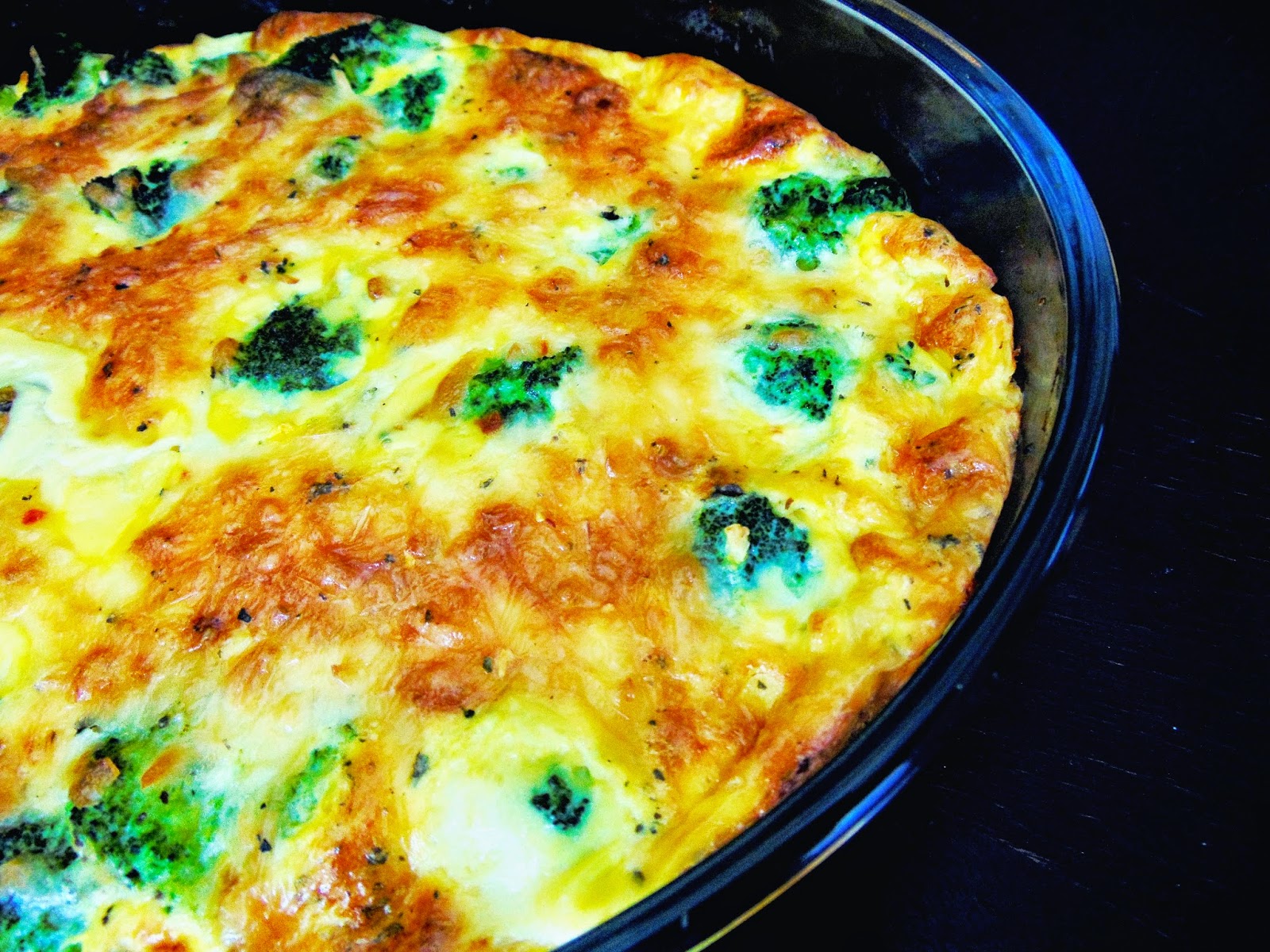 budinca-de-broccoli-cu-branza-la-cuptor.jpg