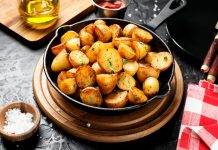 Cartofi la cuptor – Retete de cartofi aurii la cuptor cartofi la cuptor