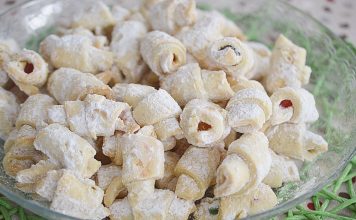 Reteta de cornulete cu untura ca la mama acasa cornulete cu untura