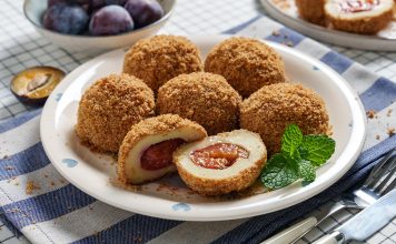 Deliciul dulce de toamna – Galuste cu prune galuste cu prune