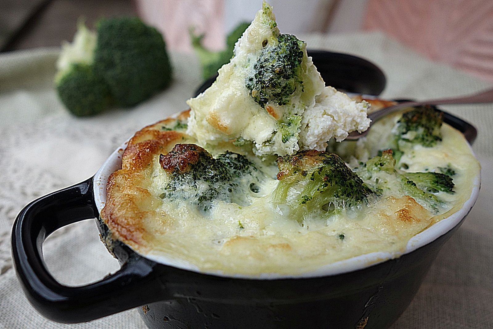 sufleu-de-broccoli-la-cuptor-2.jpg
