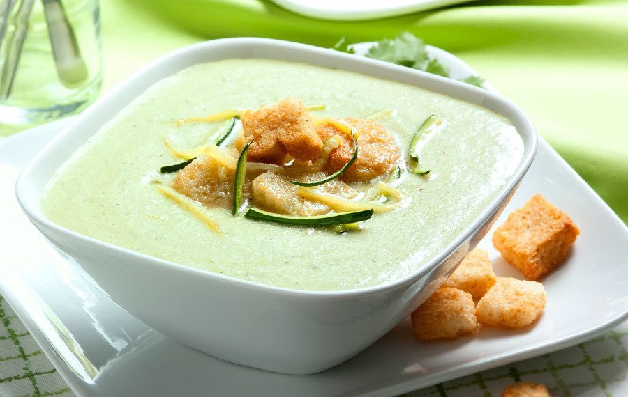 supa-crema-de-dovlecei-cu-legume.jpg